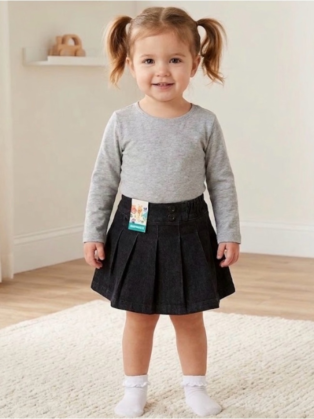 Garanimals Toddler Girls' Black Pleated Skort NWT